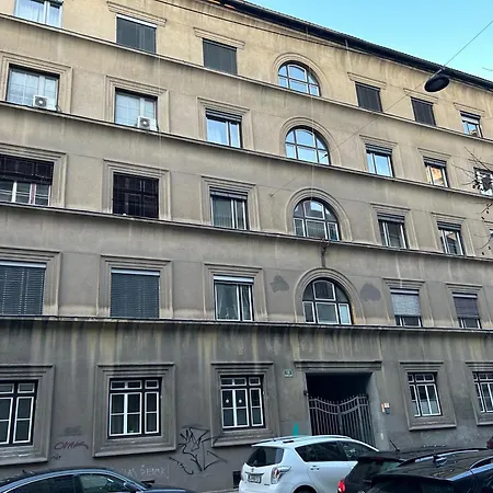 Central Residence *