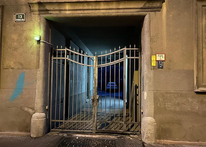 아파트 Central Residence